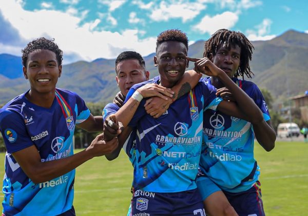 Loja City, el campeón juvenil que tendrá el desafío de medir a Liga de Portoviejo