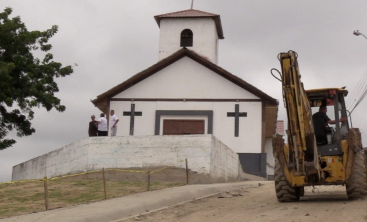 Loma del Calvario de Picoazá A mitad de plazo la obra solo lleva un 30% de avance