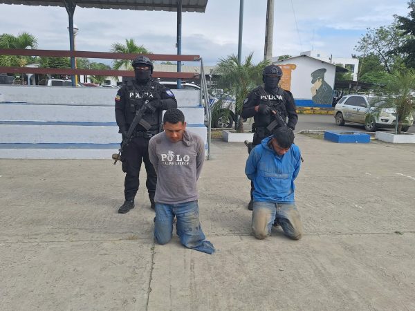 Los detenidos fueron presentados durante una rueda de prensa de la Policía Nacional, antes de ser puestos a órdenes judiciales.