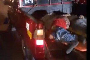 Los heridos fueron trasladados a un hospital de Portoviejo donde uno de ellos falleció.