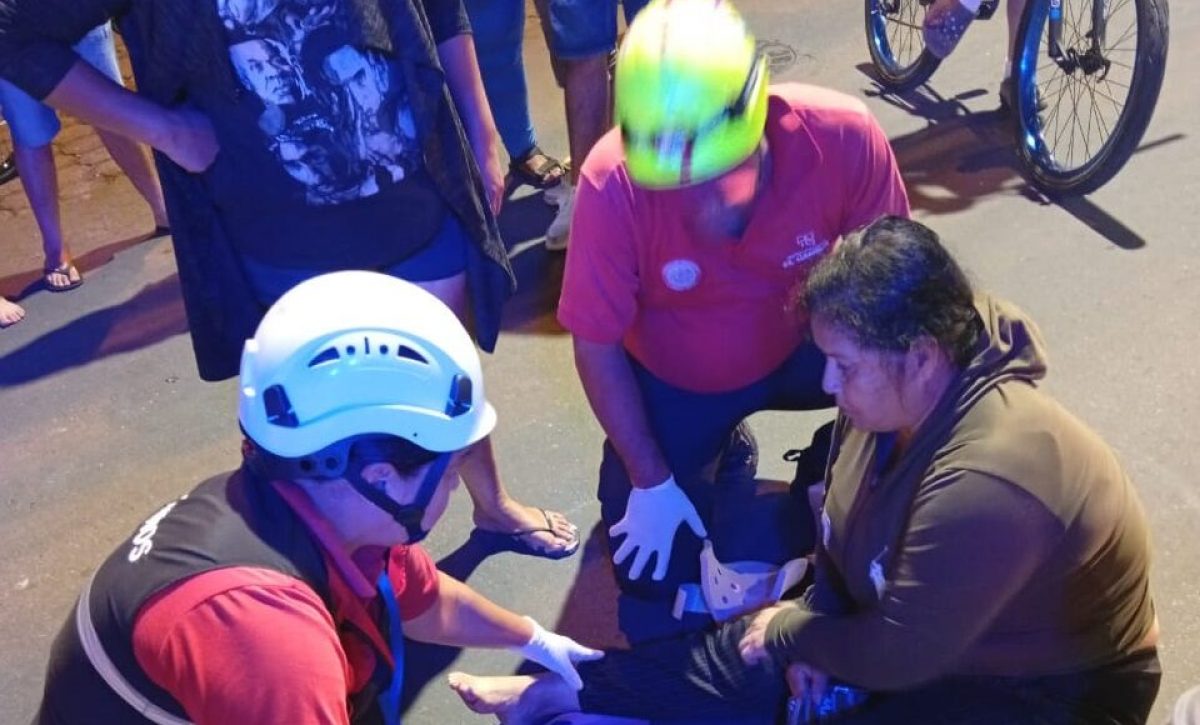Los heridos recibieron atención prehospitalaria por parte de paramédicos del Cuerpo de Bomberos de El Carmen.