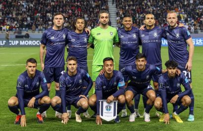 Los jugadores del Auckland City FC, el club semi-profesional de Nueva Zelanda que compite en el Mundial de Clubes 2025, dividen su tiempo entre profesiones diversas y el fútbol.
