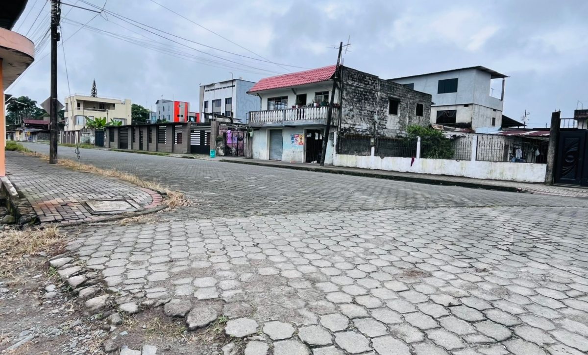 Los moradores del barrio San José de La Concordia exigen mejoras integrales en una vía principal