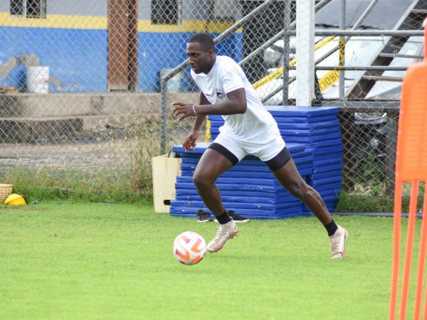 Luis Cicedo, defensa central de Delfín SC
