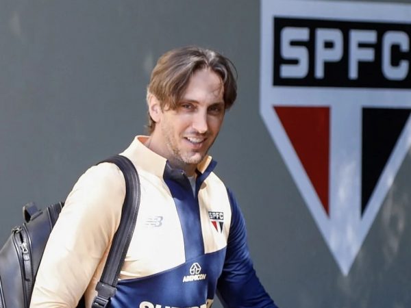 Luis Zubeldía, entrenador argentino, dejó de ser el director técnico del São Paulo FC, de Brasil, tras presentar su renuncia.