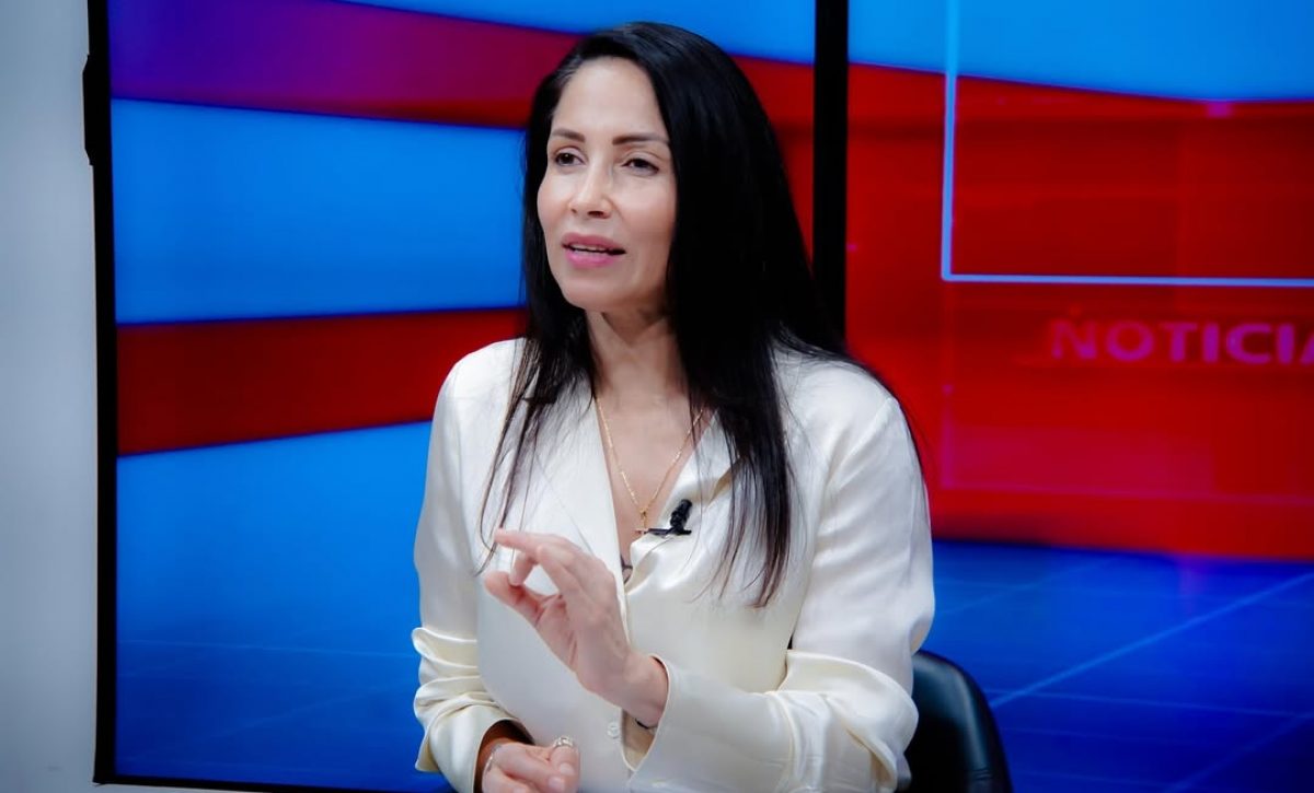 Luisa González Es muy posible que haya más bajas en Revolución Ciudadana