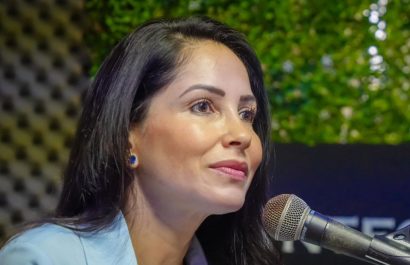 Luisa González descarta que haya crisis en Revolución Ciudadana, pese a la salida de cinco de sus legisladores. (X).