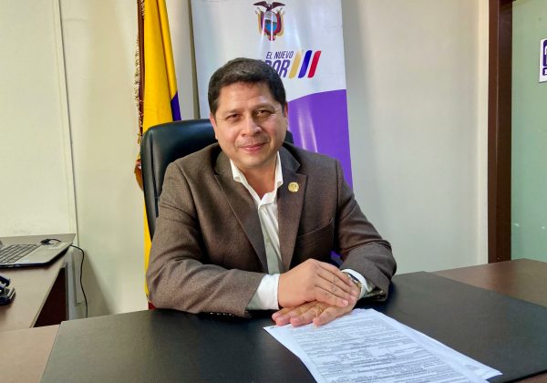 Ministro Palacios destaca riego en 150 hectáreas y políticas sostenibles para Manabí, con $3 millones asignados en 2025.