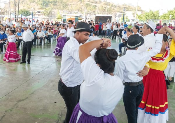 MIES celebró el Día Internacional de las Personas Sordociegas con más de 400 participantes
