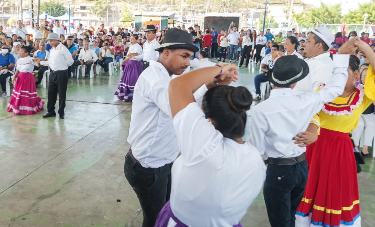 MIES celebró el Día Internacional de las Personas Sordociegas con más de 400 participantes