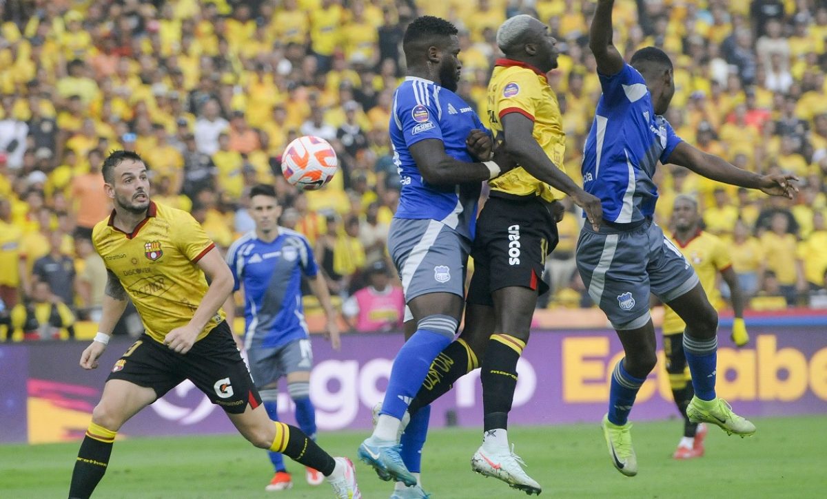 Macará, Técnico Universitario y Emelec, tres clubes ecuatorianos, figuran entre los 25 peores equipos de América.