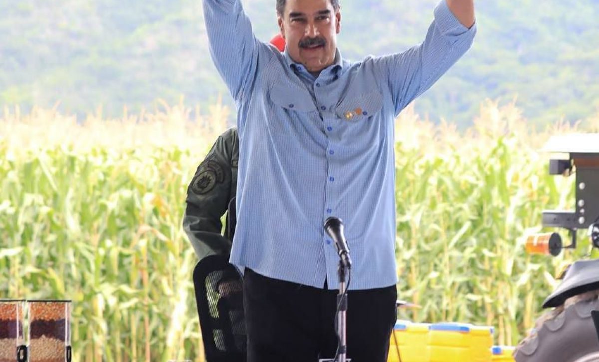 Maduro anuncia que activará el “estado de conmoción exterior” si Venezuela enfrenta agresión militar