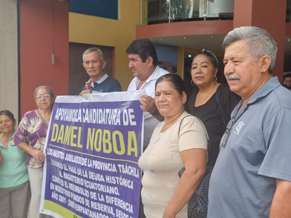 Maestros jubilados de Santo Domingo reclaman pagos atrasados y fondos de reserva