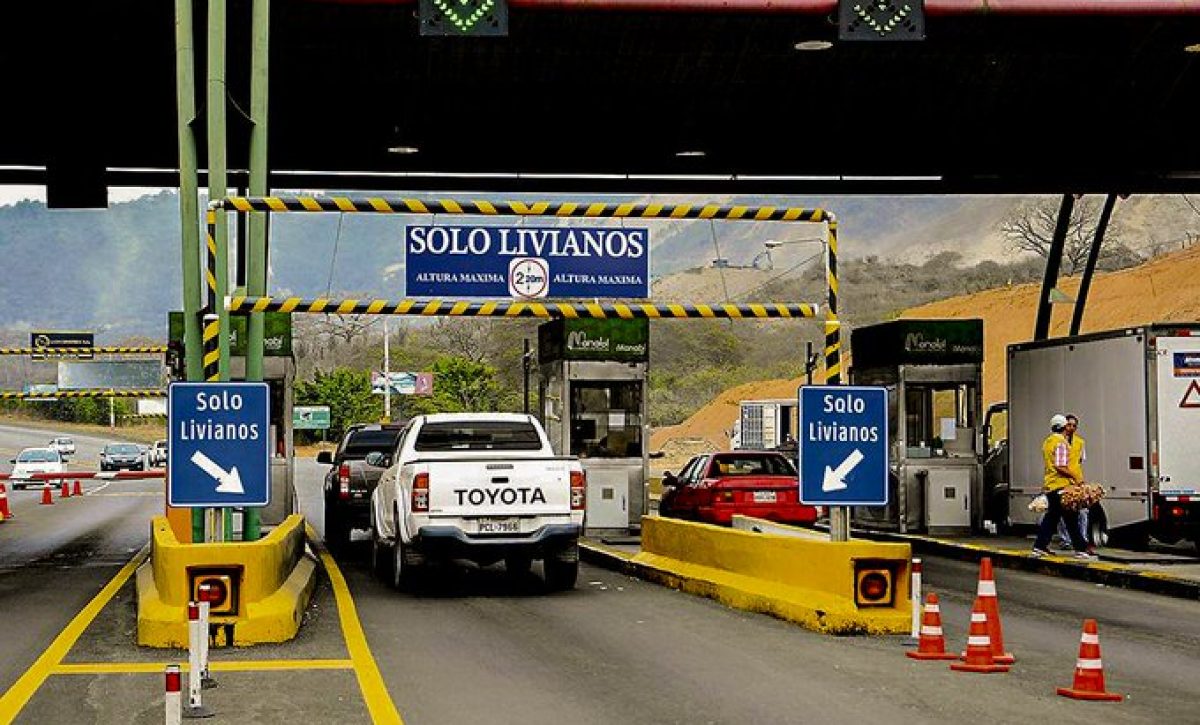 Manabí Vial bajo escrutinio Cuestionamientos a la administración de la vía Portoviejo-Montecristi