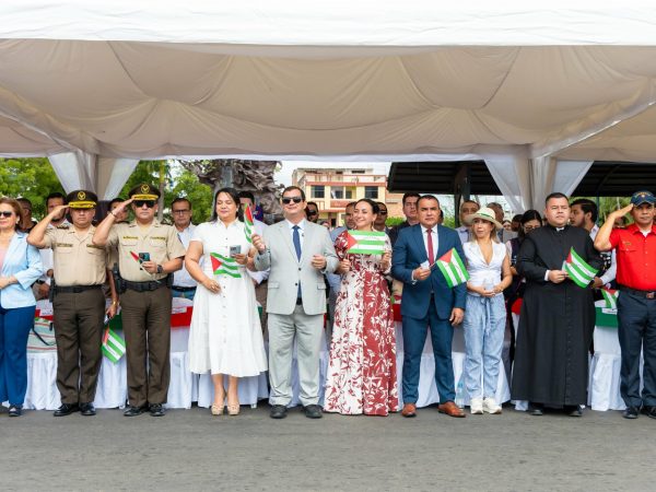 Manabí conmemora 201 Años de provincialización con 29 reconocimientos en sesión solemne