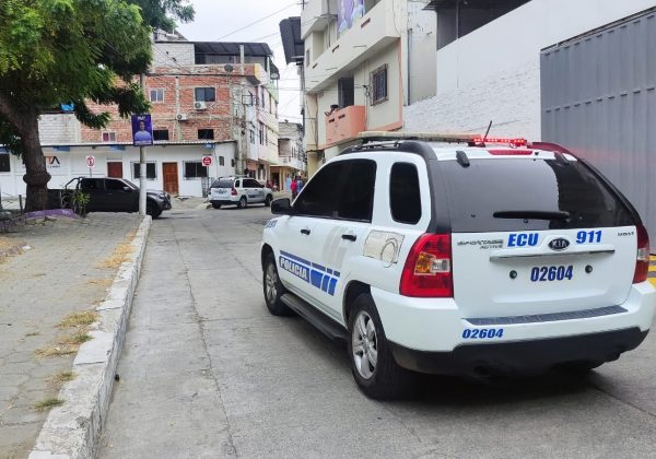 Un adulto mayor fue herido de bala en un asalto en Manta, reflejo del aumento de delitos violentos en esta ciudad y en Ecuador en el 2025.