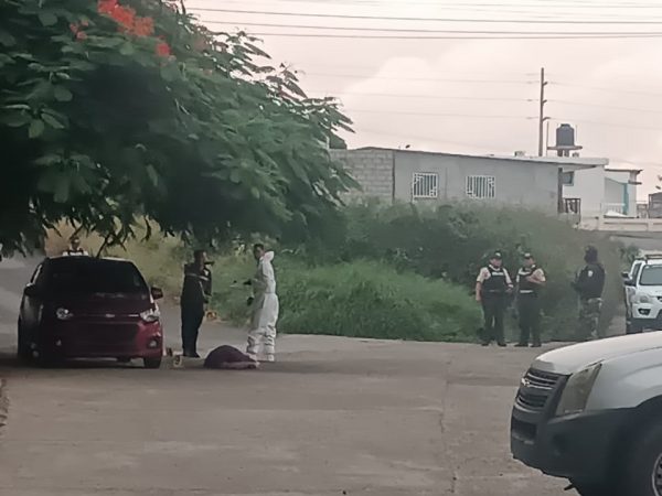 Álvaro Damián Macías López, un taxista informal, fue asesinado en el sector Colinas de Rocafuerte de Manta.