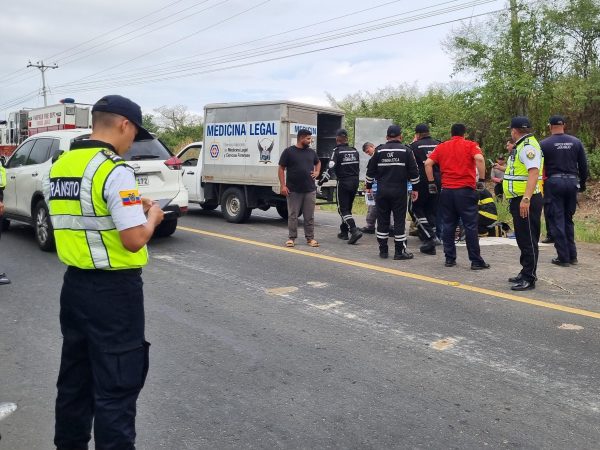 José Esteban Cobeña Pinargote murió en un accidente de tránsito ocurrido en la vía Manta - Rocafuerte.