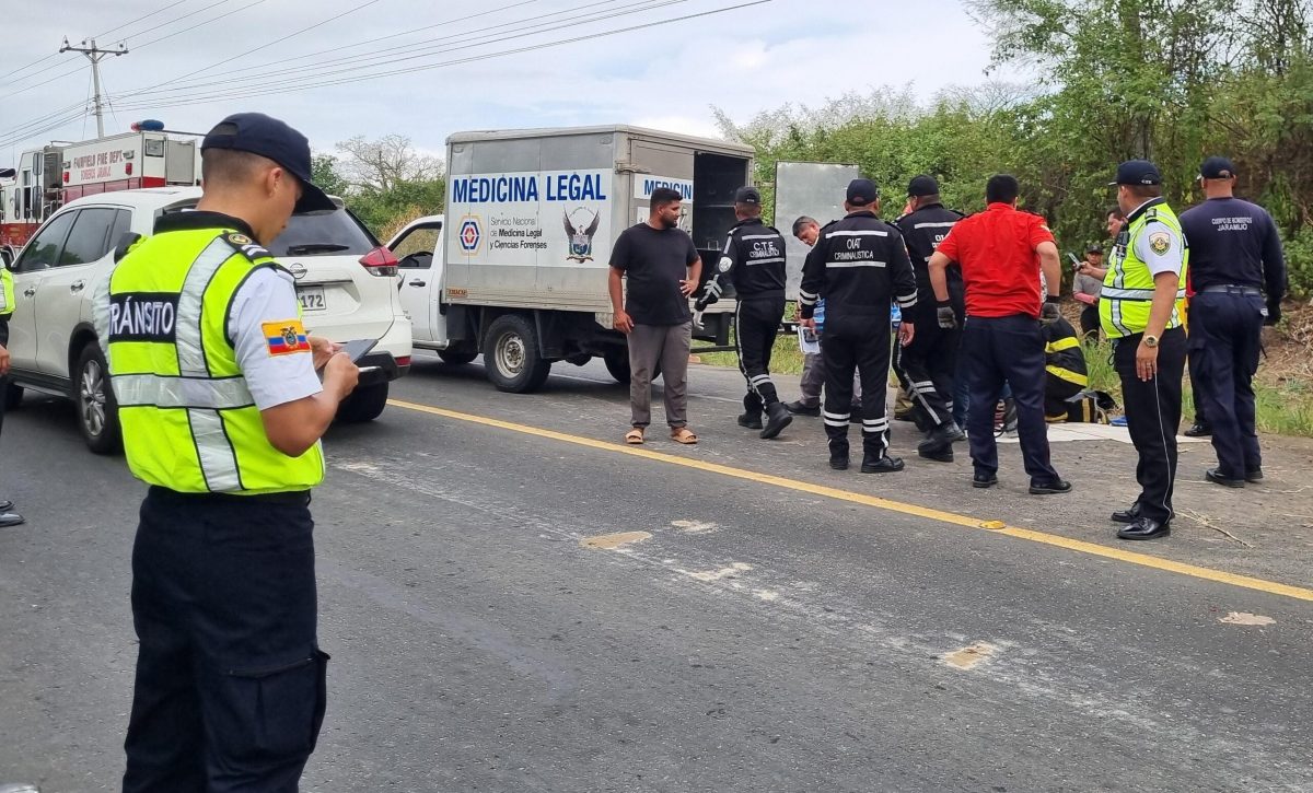 José Esteban Cobeña Pinargote murió en un accidente de tránsito ocurrido en la vía Manta - Rocafuerte.