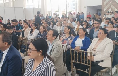 Ocho proyectos juveniles se pondrán en marcha en barrios de Manta para atender salud mental, cultura, ambiente y liderazgo.