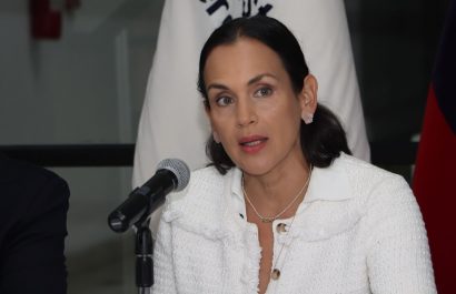Manzano, ministra de Energía y Minas, anuncia 300 despidos en CELEC por fraude y optimización