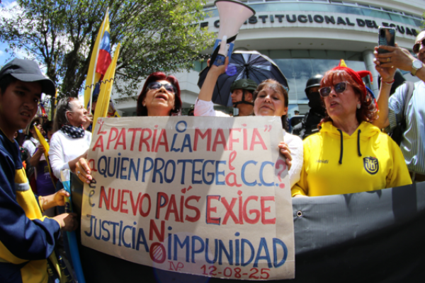 Este martes se desarrolló la protesta encabezada por Daniel Noboa contra la Corte Constitucional en Quito. FOTO: Api