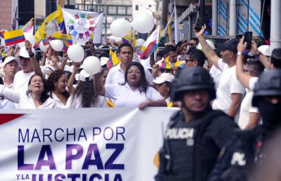 Marcha por la paz en Guayaquil Daniel Noboa lidera movilización masiva junto a miles de ecuatorianos