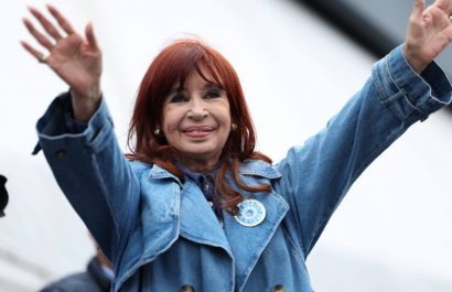 Más de 100 dirigentes de todo el mundo apoyan a Cristina Fernández y rechazan su condena judicial