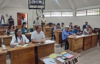 Más que un evento protocolario, el espacio se convirtió en una sesión de trabajo.
