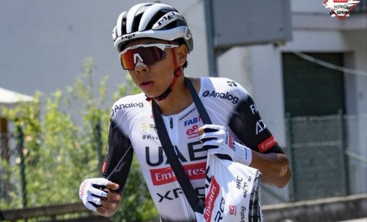 Mateo Ramírez finaliza en el puesto 29 en su debut con UAE Team Emirates