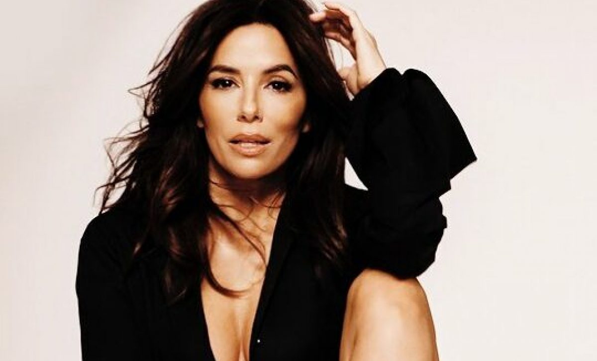 Me considero una persona inherentemente positiva, con una visión optimista, dice Eva Longoria al llegar al quinto piso