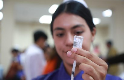 Menores de edad deben tener autorización firmada por sus padres para vacunación contra tosferina y fiebre amarilla