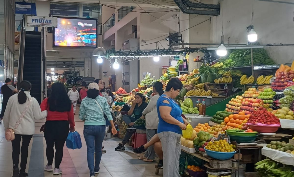 Mercado Municipal de Santo Domingo ¿cómo podrán los comerciantes comprar sus puestos