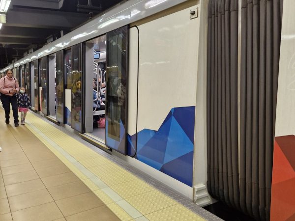 Metro de Quito implementa apertura manual de puertas en horarios de baja demanda