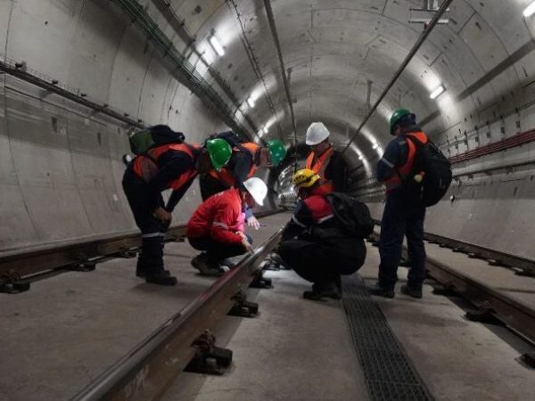 Metro de Quito mantiene operativos sus 13 sistemas pese a contratos pendientes de mantenimiento by 41
