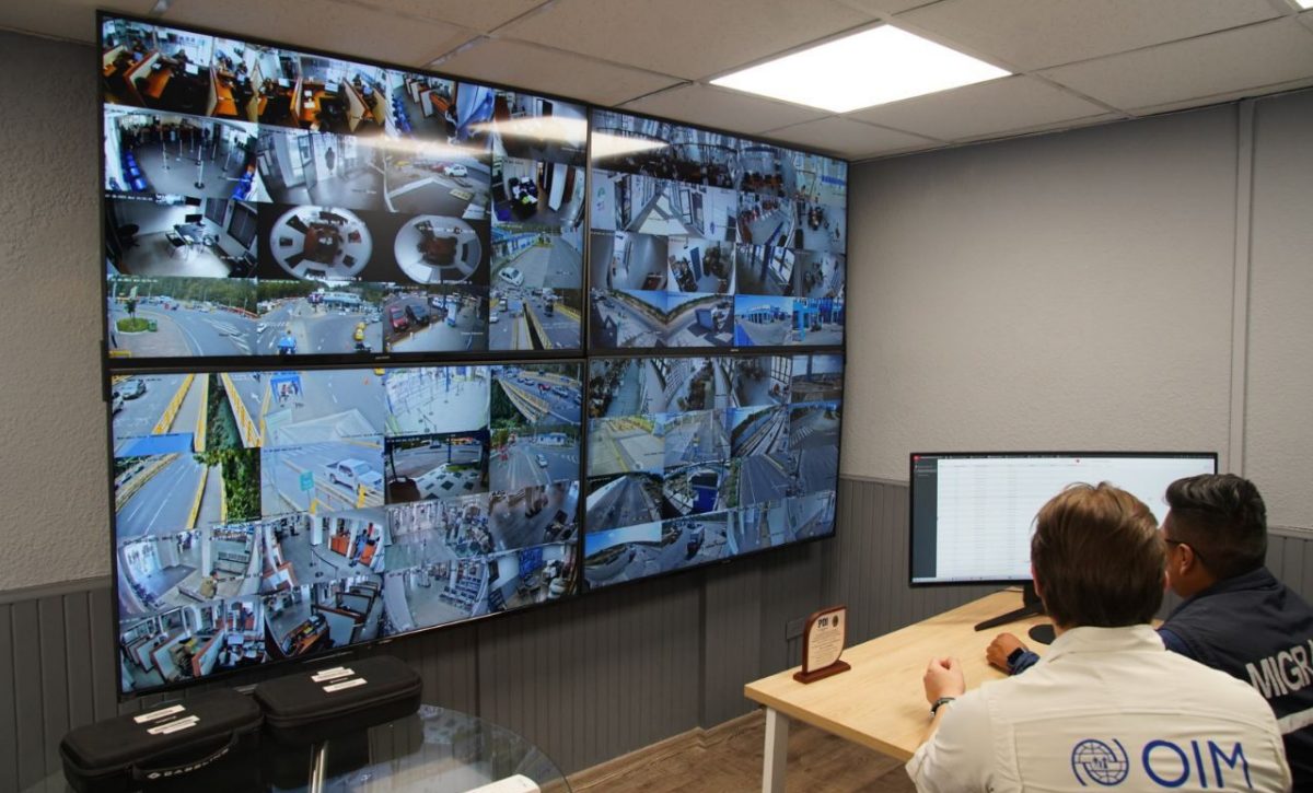 Entre los equipos constan cámaras de videovigilancia de alta resolución.
