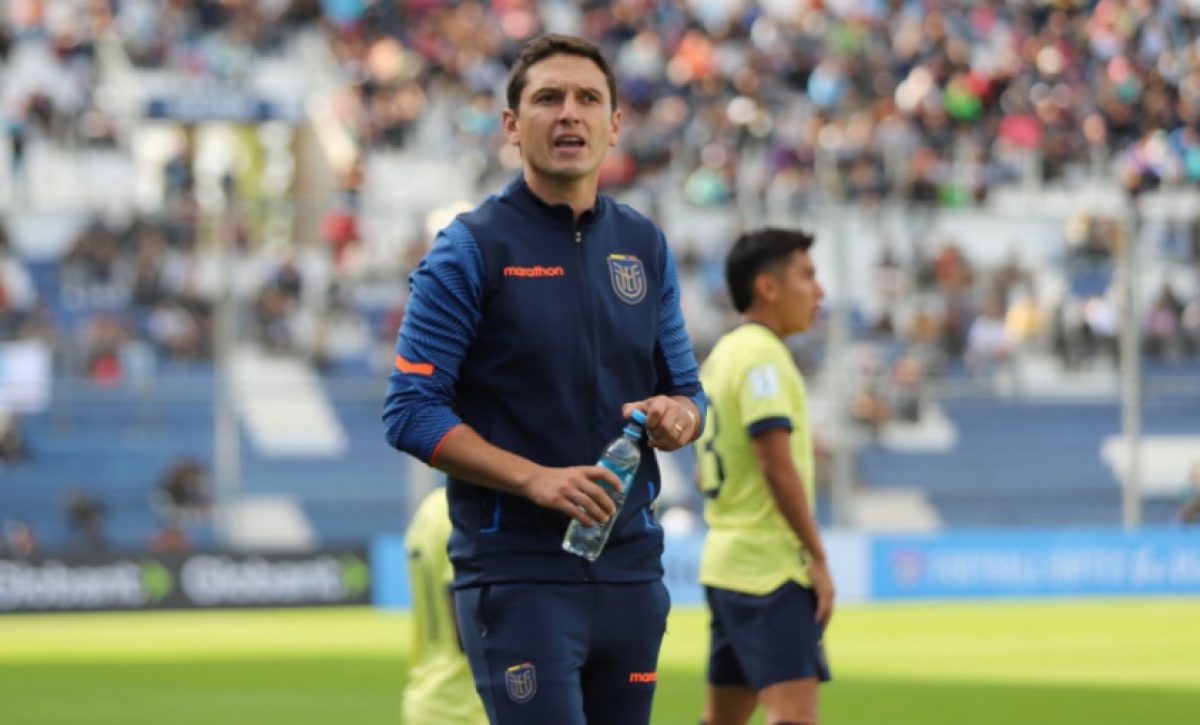 Miguel Bravo, entrenador ecuatoriano