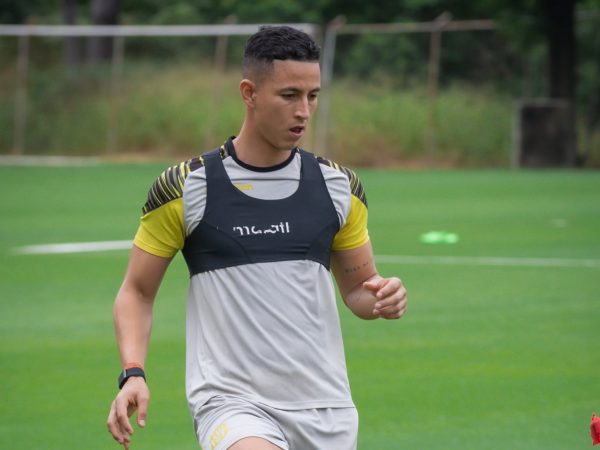 Miguel Parrales, listo para su estreno con Barcelona ante el Manta en el Monumental