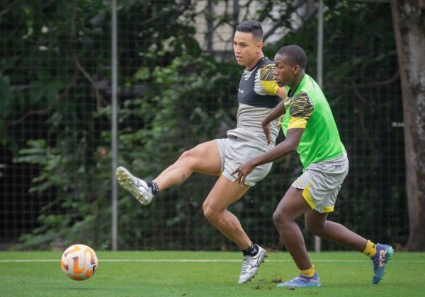 Miguel Parrales ya se entrena en Barcelona y genera expectativa