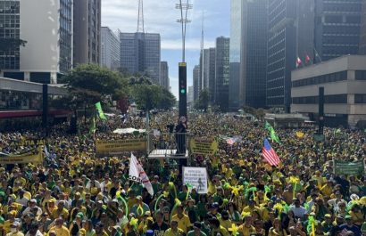 Miles de brasileños protestan en apoyo a Jair Bolsonaro y contra Lula y De Moraes