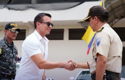 Milicias urbanas: El Presidente Daniel Noboa, mediante decreto, prohíbe el financiamiento de grupos con recursos públicos.