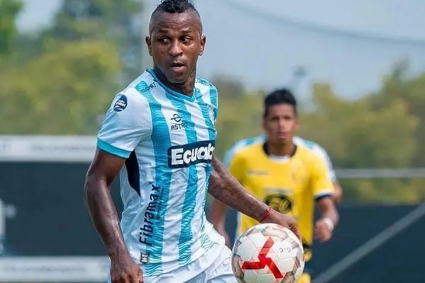 Miller Bolaños, delantero y capitán del Guayaquil City, recuperó su libertad la mañana de este lunes 16 de junio tras recibir medidas sustitutivas a la prisión preventiva.