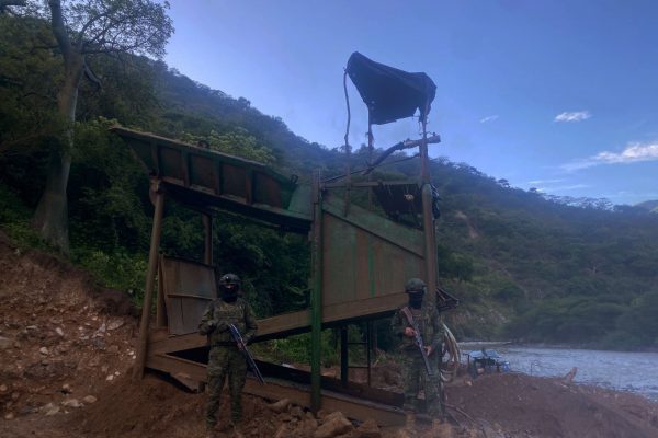 Minería Ilegal en Ecuador más de 350 focos activos amenazan la economía y el medio ambiente