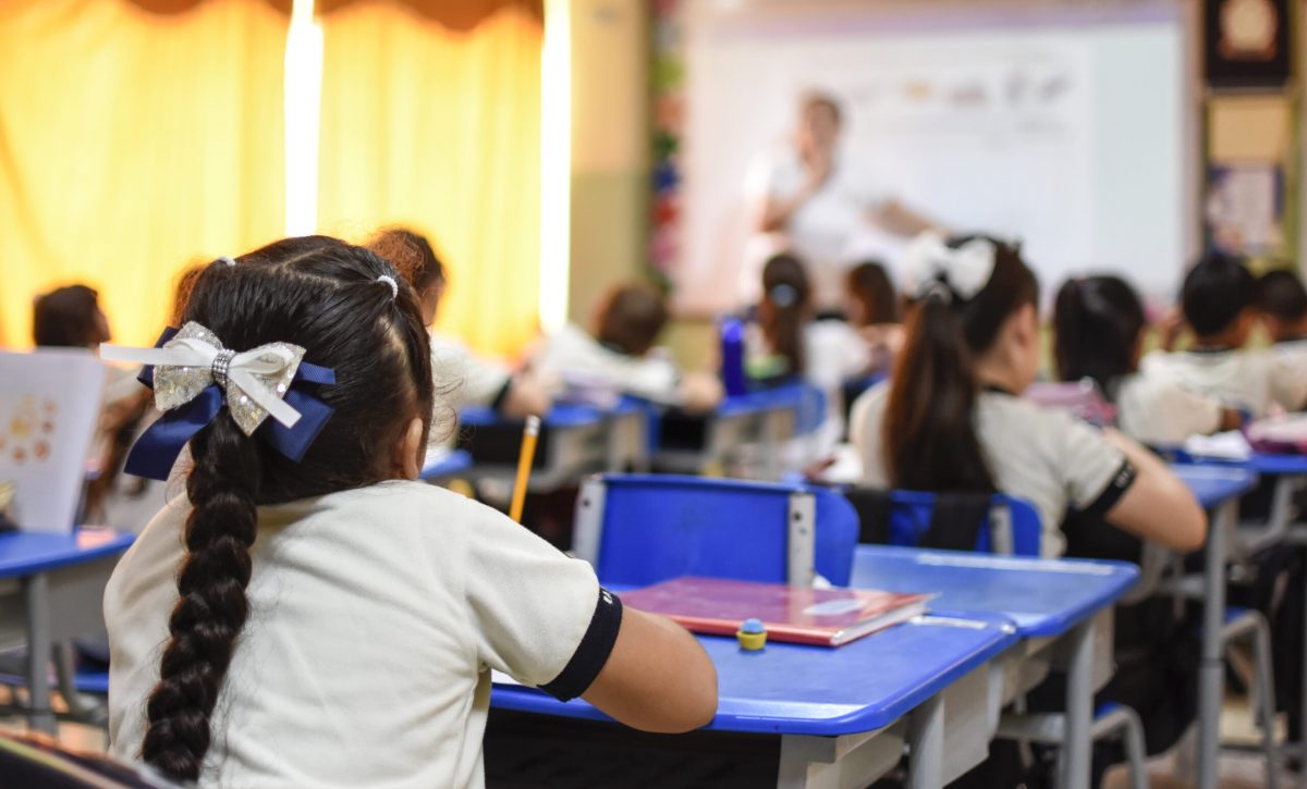 Ministerio de Educación contrata 3.600 guardias privados para proteger varios plantes de Manabí y Santo Domingo de los Tsáchilas