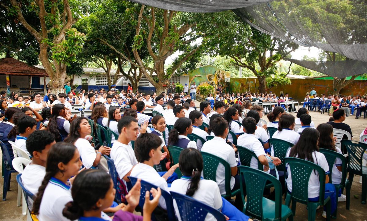 Ministerio de Educación habilita traslados de estudiantes en Sierra y Amazonía para año lectivo 2025-2026
