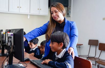 Ministerio de Educación incorpora a 2.800 nuevos profesionales para mejorar el servicio educativo en el país