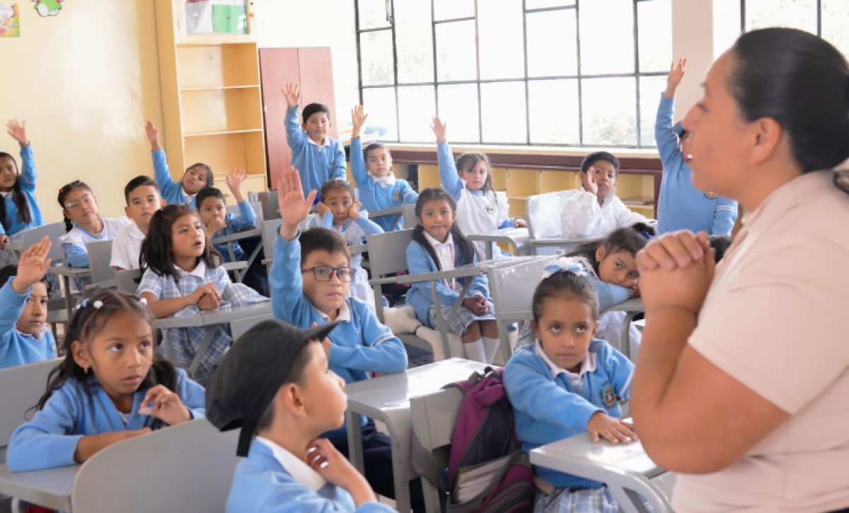 Ministerio de Educación reinserta a más de 92.000 estudiantes al sistema educativo con «Todos al Aula»