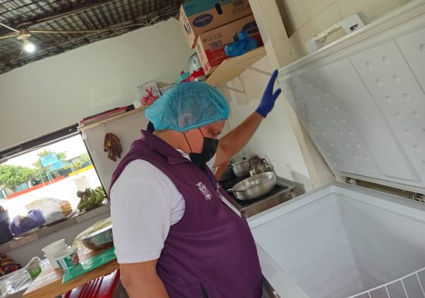 Ministerio de Educación y Arcsa unen fuerzas contra comida chatarra en centros educativos