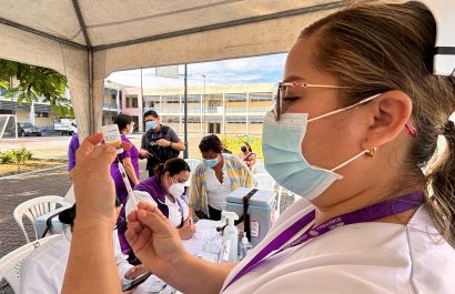Ministerio de Salud Pública refuerza campaña de vacunación contra la tosferina en Manabí y Santo Domingo de los Tsáchilas