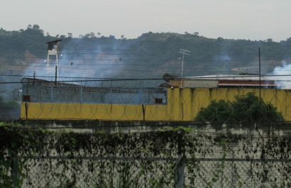 Ministerio del Interior busca acuerdo con las operadoras móviles para cortar la señal en las cárceles del país.